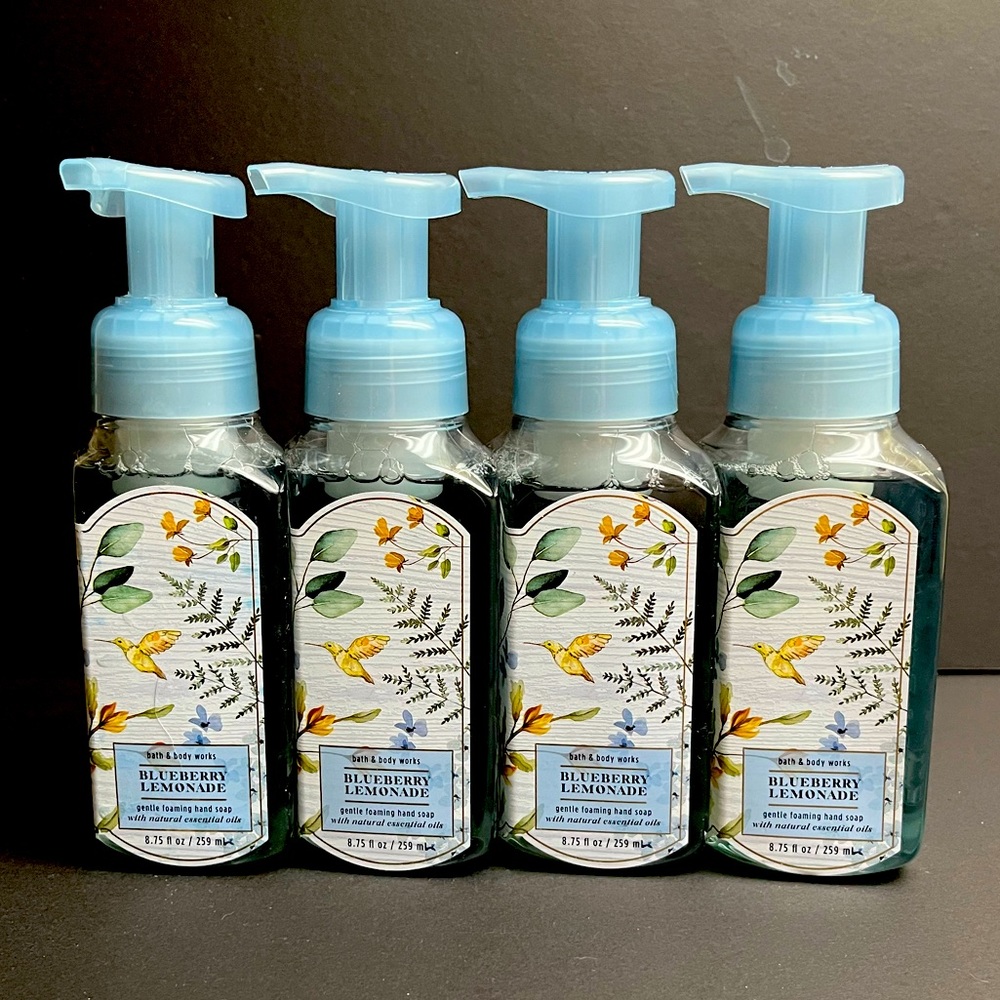 NEW BBW Blueberry Lemonade Foaming hand soap x4